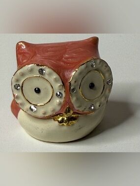 Sweet Decorative Coral swirl Cream Owl Figurine jewelry trinket box miniature
